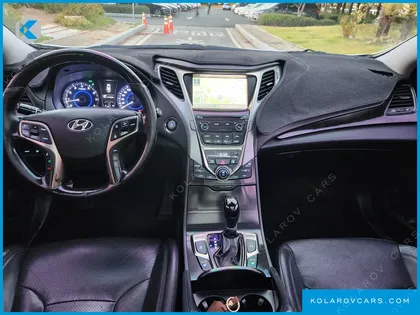 HYUNDAI GRANDEUR HG240 MODERN