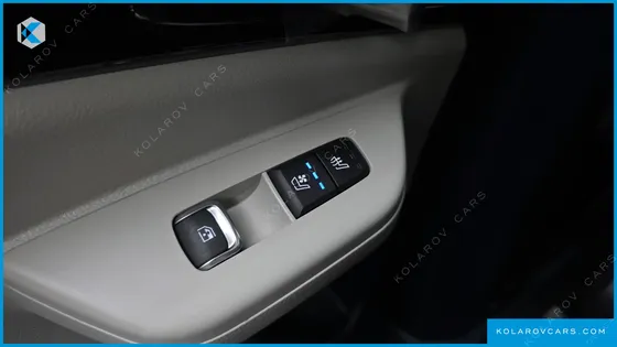 KIA CARNIVAL HEV 7SEATER GRAVITY