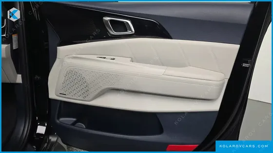 KIA CARNIVAL HEV 7SEATER GRAVITY