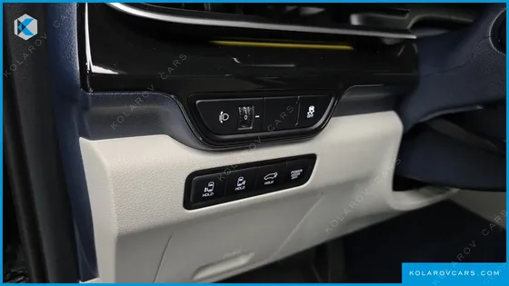 KIA CARNIVAL HEV 7SEATER GRAVITY