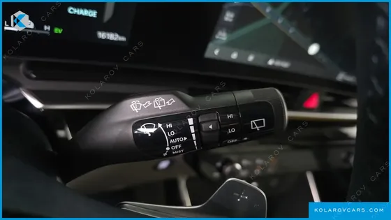 KIA CARNIVAL HEV 7SEATER GRAVITY