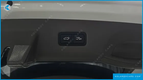 KIA CARNIVAL HEV 7-SEATER X LINE