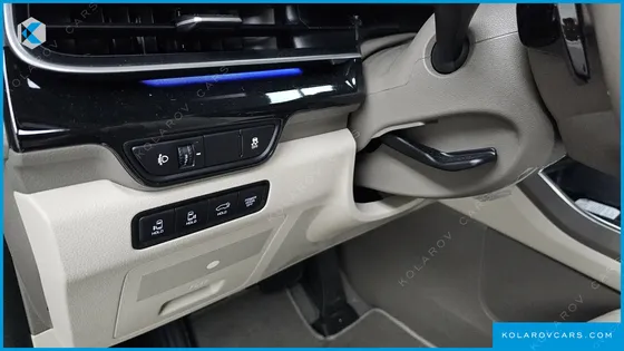 KIA CARNIVAL HEV 7-SEATER X LINE
