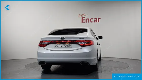HYUNDAI GRANDEUR HG240 MODERN