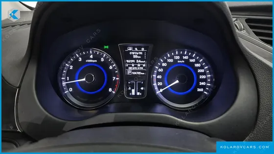HYUNDAI GRANDEUR HG240 MODERN