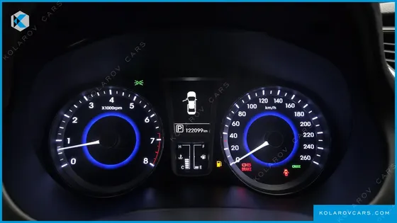 HYUNDAI GRANDEUR HG240 MODERN