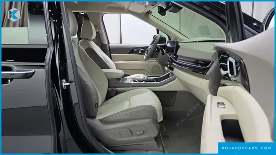 KIA CARNIVAL GASOLINE 7-SEATER HI LIMOUSINE