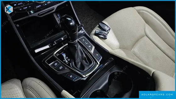 HYUNDAI GRANDEUR HG330 CELEBRITY