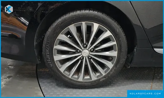 HYUNDAI GRANDEUR HG300 EXCLUSIVE