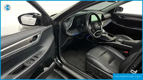 HYUNDAI GRANDEUR LE BLANC