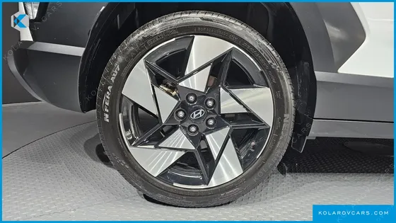 HYUNDAI KONA GASOLINE 1.6 TURBO 2WD