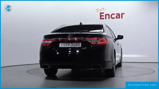 HYUNDAI GRANDEUR HG240 MODERN COLLECTION