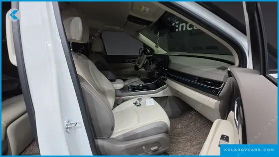 KIA CARNIVAL GASOLINE 7-SEATER HI LIMOUSINE