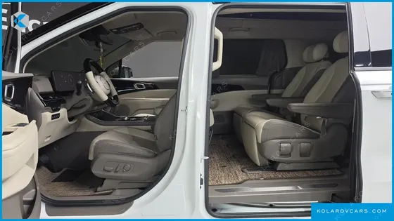KIA CARNIVAL GASOLINE 7-SEATER HI LIMOUSINE