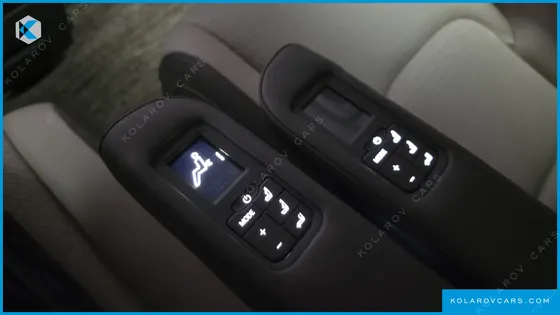 KIA CARNIVAL GASOLINE 7-SEATER HI LIMOUSINE