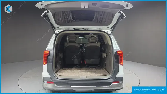 KIA CARNIVAL GASOLINE 7-SEATER HI LIMOUSINE