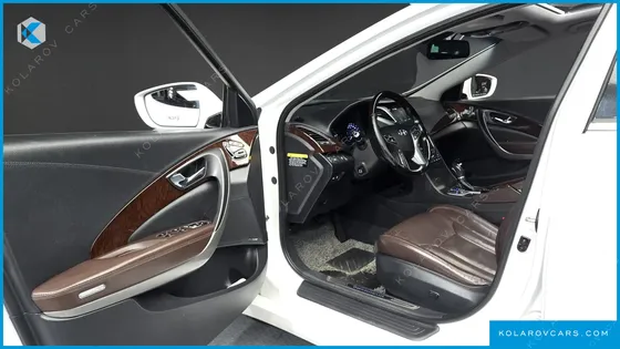 HYUNDAI GRANDEUR HG220 DIESEL PREMIUM