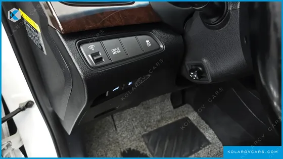 HYUNDAI GRANDEUR HG220 DIESEL PREMIUM