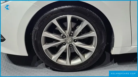 HYUNDAI GRANDEUR HG240 MODERN COLLECTION