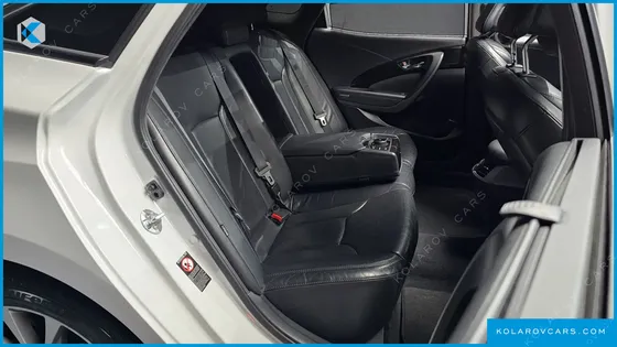 HYUNDAI GRANDEUR HG240 MODERN COLLECTION