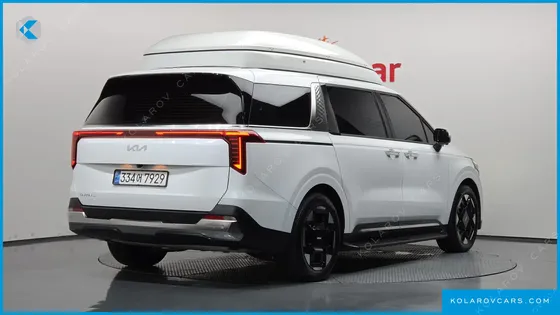 KIA CARNIVAL DIESEL 9-SEATER SIGNATURE