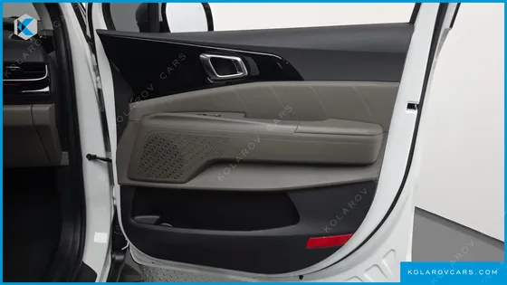 KIA CARNIVAL DIESEL 9-SEATER SIGNATURE