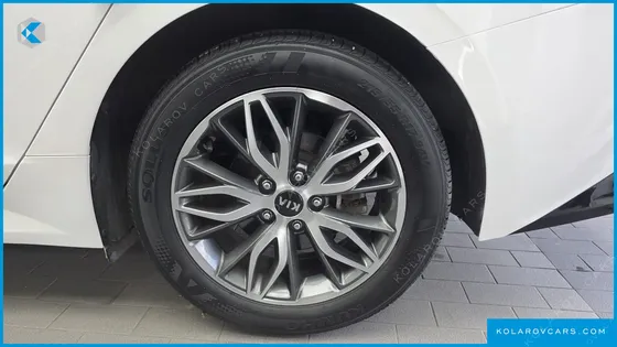KIA K5 2.0