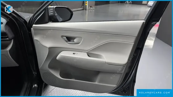 HYUNDAI KONA GASOLINE 2.0 2WD