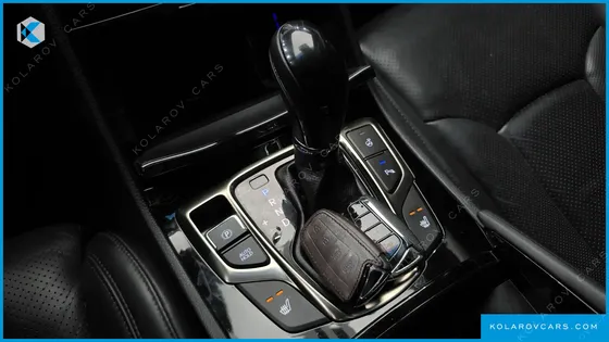 HYUNDAI GRANDEUR HG240 LUXURY