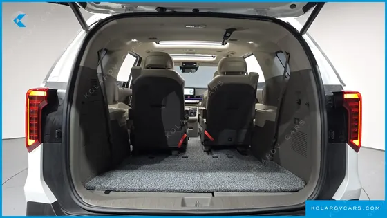 KIA CARNIVAL GASOLINE 7-SEATER SIGNATURE