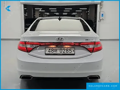 HYUNDAI GRANDEUR HG240 MODERN COLLECTION