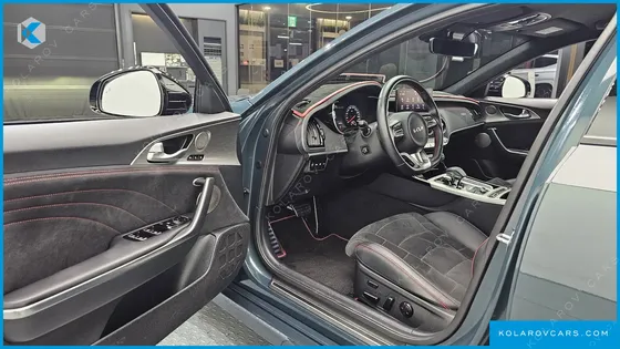 KIA STINGER 2.5 MASTERS ACRO EDITION