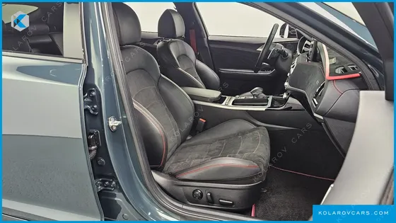 KIA STINGER 2.5 MASTERS ACRO EDITION