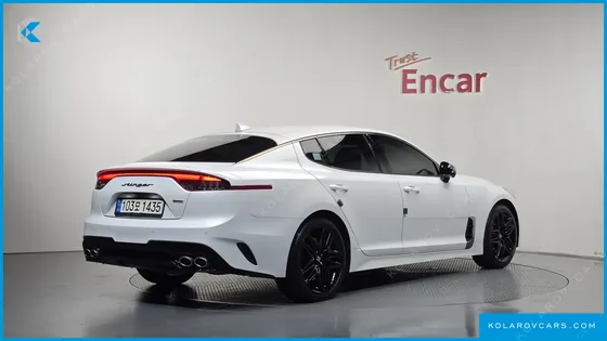 KIA STINGER 2.5 AWD MASTERS