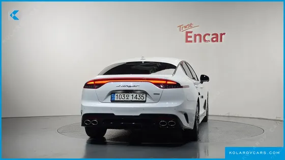 KIA STINGER 2.5 AWD MASTERS