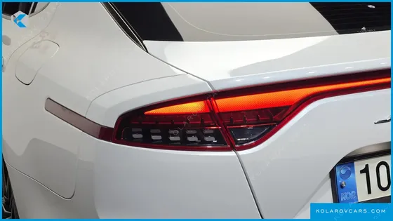 KIA STINGER 2.5 AWD MASTERS