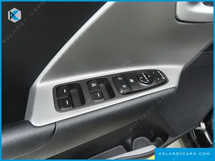 KIA NIRO LUXURY