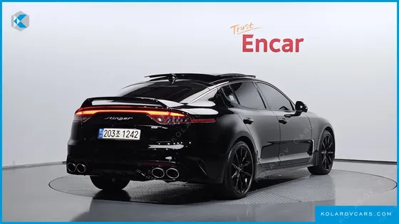 KIA STINGER 2.5 AWD MASTERS ACRO EDITION