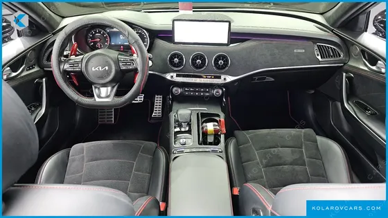 KIA STINGER 2.5 AWD MASTERS ACRO EDITION