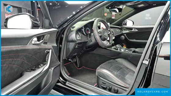 KIA STINGER 2.5 AWD MASTERS ACRO EDITION