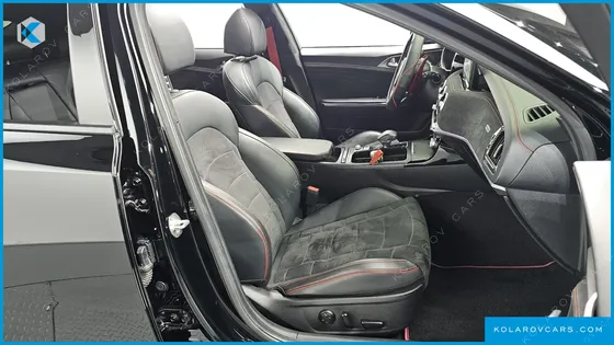 KIA STINGER 2.5 AWD MASTERS ACRO EDITION