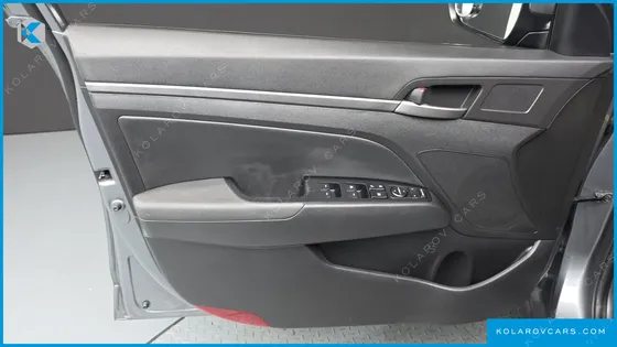 HYUNDAI ELANTRA (AVANTE) 1.6 GDI SMART