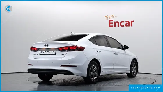 HYUNDAI ELANTRA (AVANTE) 1.6 E-VGT SMART