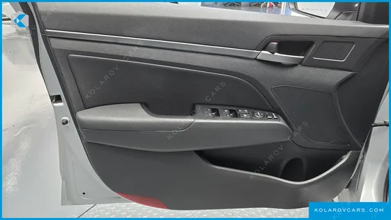 HYUNDAI ELANTRA (AVANTE) 1.6 GDI VALUE PLUS