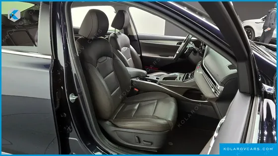 HYUNDAI GRANDEUR 3.3