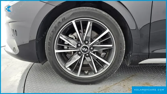 HYUNDAI GRANDEUR 3.0 LPI RENT CAR