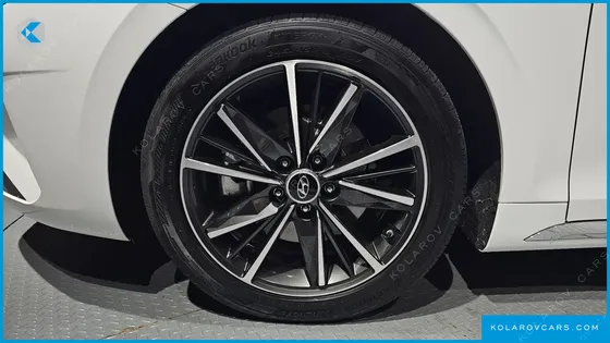 HYUNDAI GRANDEUR 2.5