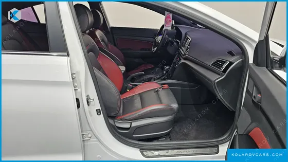 HYUNDAI ELANTRA (AVANTE) 1.6 TURBO SPORT