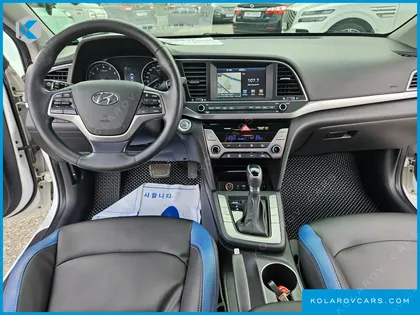 HYUNDAI ELANTRA (AVANTE) 1.6 GDI MODERN