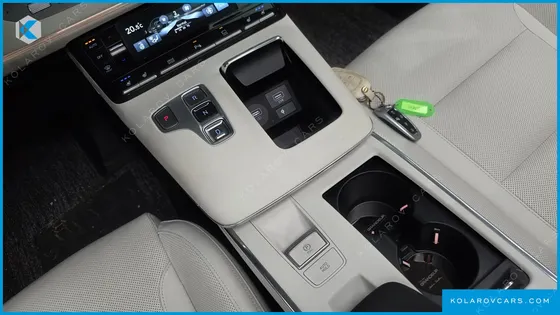 HYUNDAI GRANDEUR 3.3